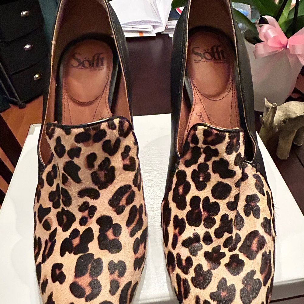 Sofft Leopard Print Women's Shoes